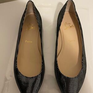 Christian Louboutin luxury Flats in good condition size 38